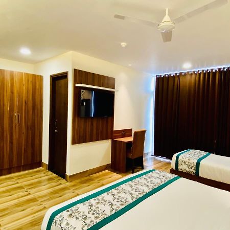 Hotel White Αμριτσάρ Εξωτερικό φωτογραφία